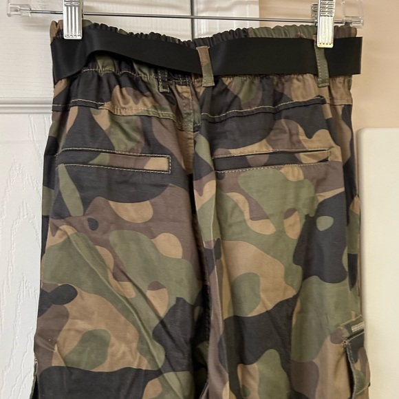 Zara High Waist Camo Print Joggers With Belt - Picture 6 of 8